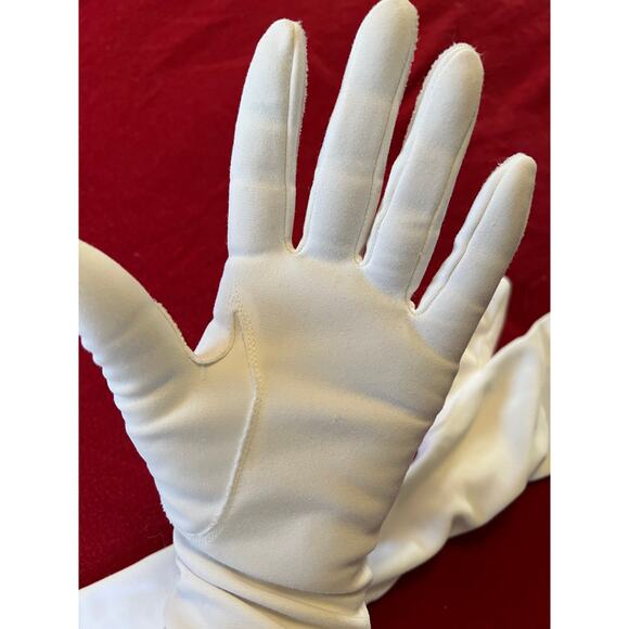 Vintage white MCM Opera Length Gloves Wedding Cocktail Costume Accessory small - Picture 3 of 10